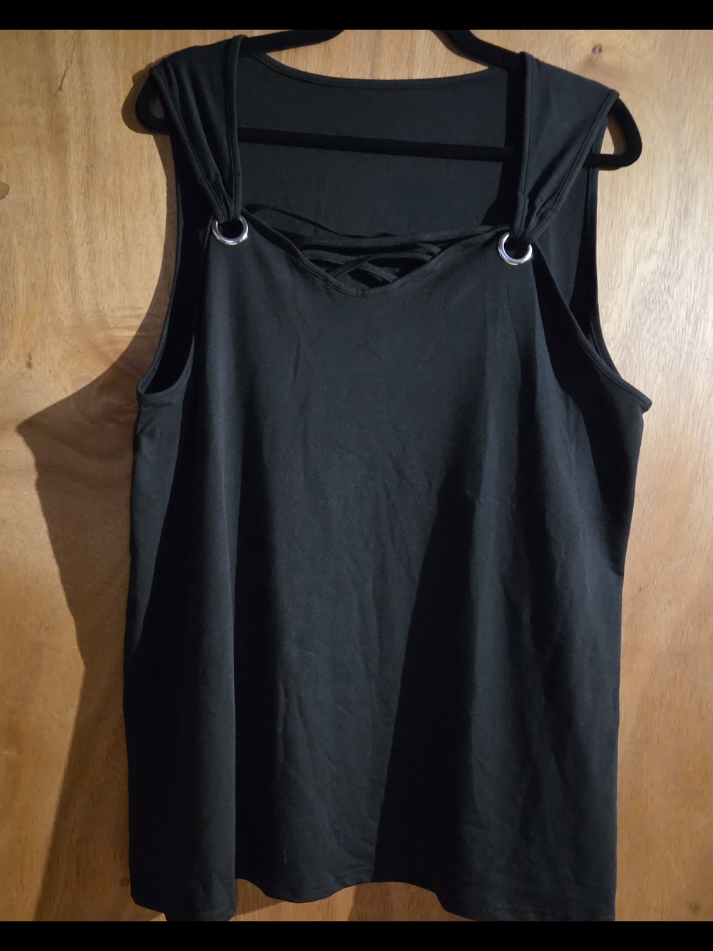 Black Women's Sleeveless Grommet Tank Top